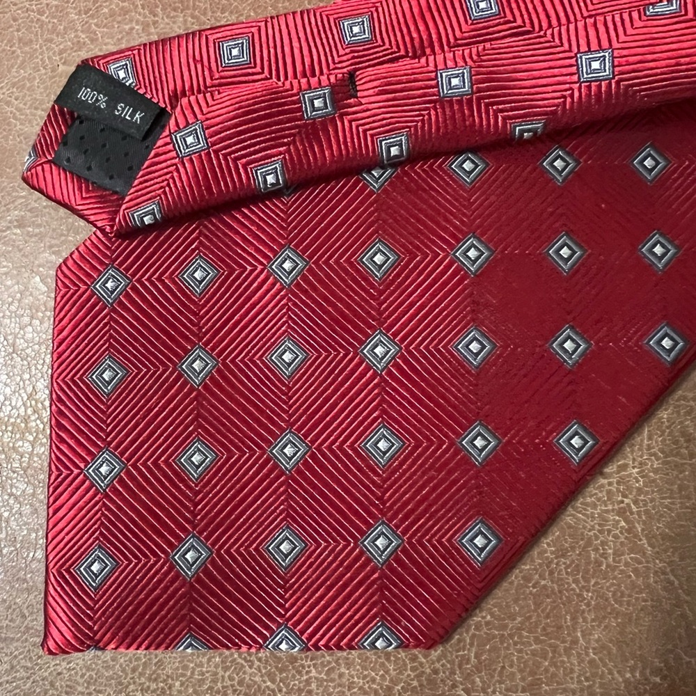 Zianetti Classic Timeless Red 100% Silk Tie
